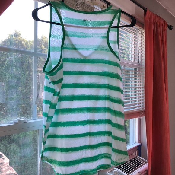 New York and Company tank - Picture 2 of 6